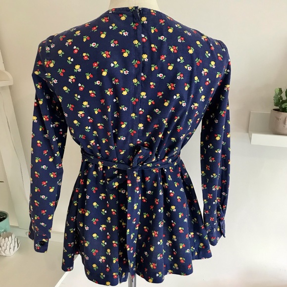 Vintage 1970s Cotton Peasant Top, Navy Blue Floral, Size Small - Picture 5 of 10